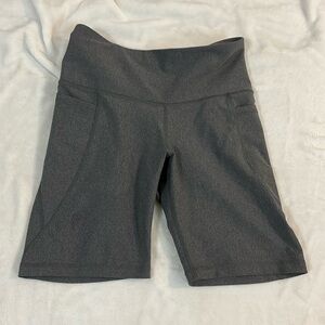 Old Navy Active High Rise Bike Shorts Size Medium